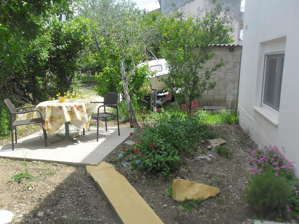 Apartments Krajici Kastela Exterior photo