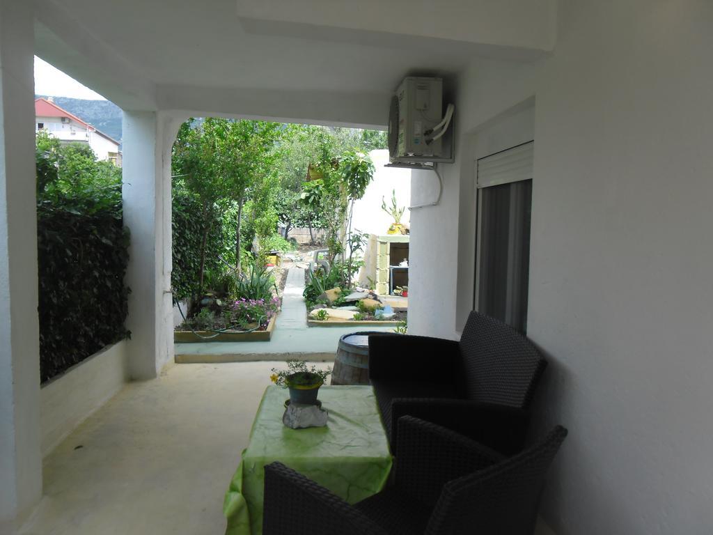 Apartments Krajici Kastela Exterior photo