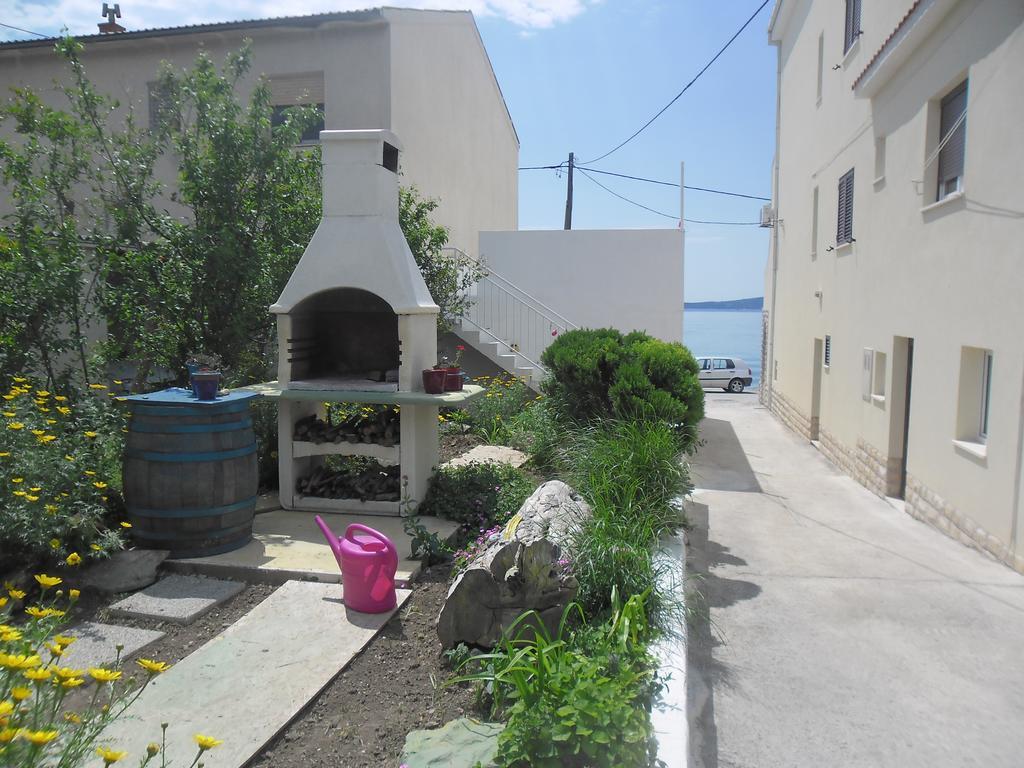Apartments Krajici Kastela Exterior photo