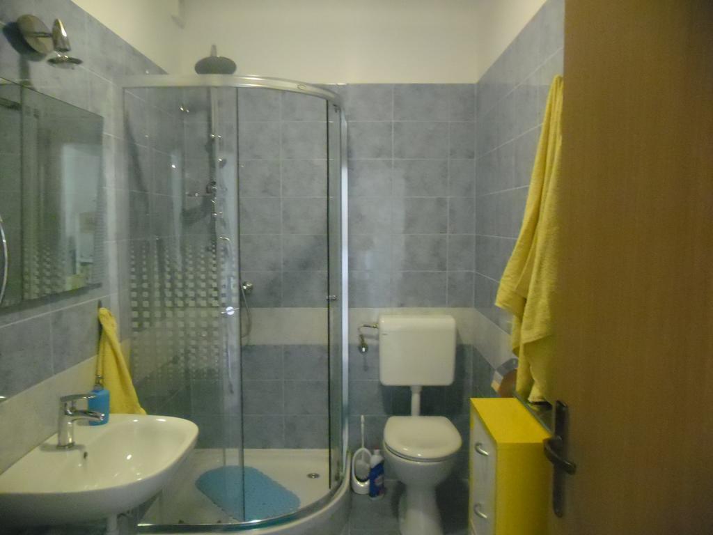 Apartments Krajici Kastela Exterior photo